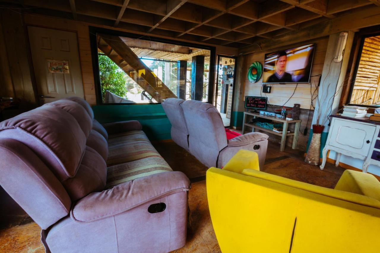 Sirena Insolente Hostel & Suites Pichilemu Buitenkant foto